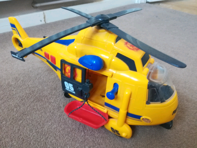 toy rescue helicopter with winch